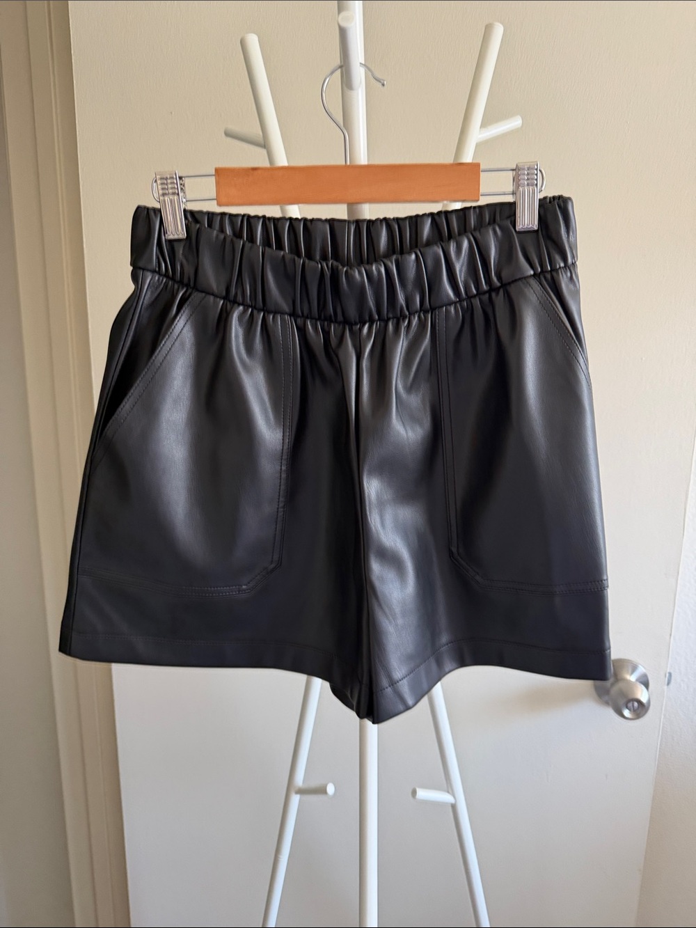Steve Madden Black Faux Leather High-Waist Elastic Shorts